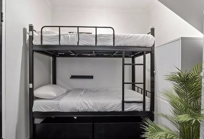هاستل Azzurro Pod Hotel   Central Sydney