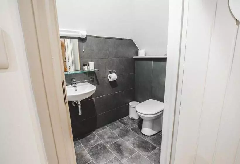 Retkeilymaja The Selsey Arms