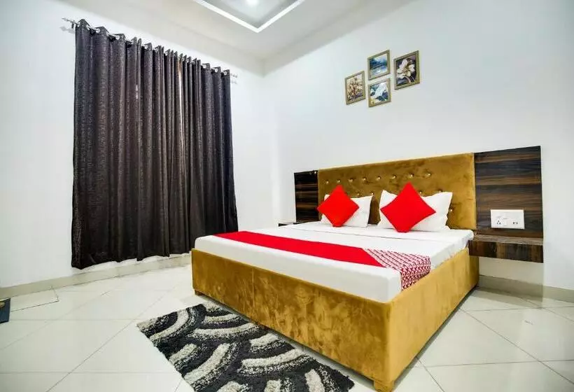 Flagship Hotel Cozy Comfort