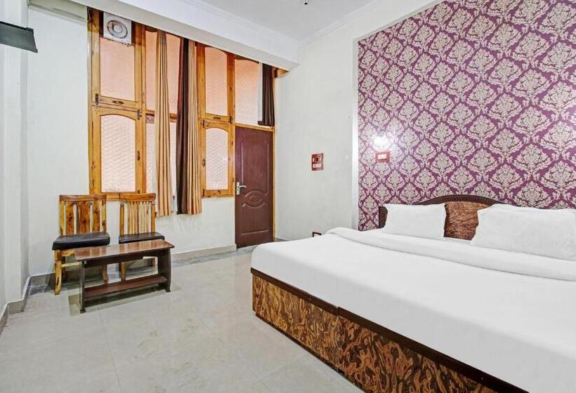 O 84461 Hotel Shaani Resort