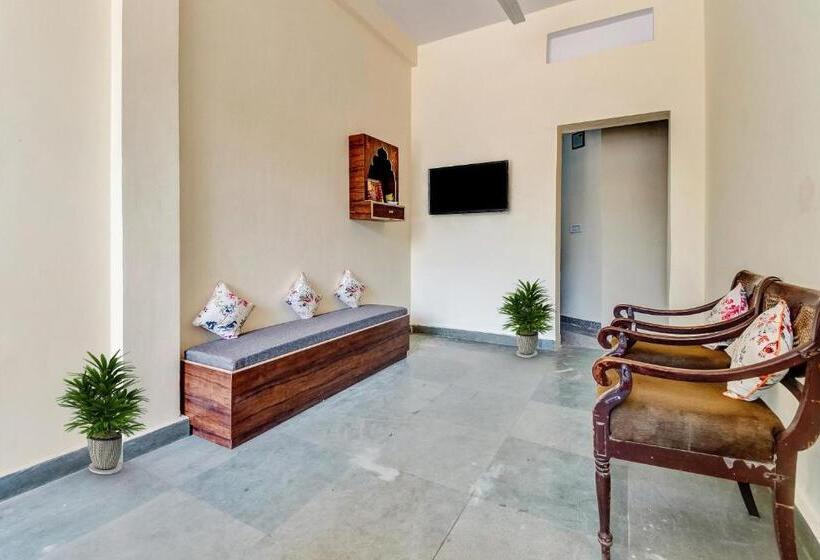 Oyo Flagship Hotel Maan Bagh Palace