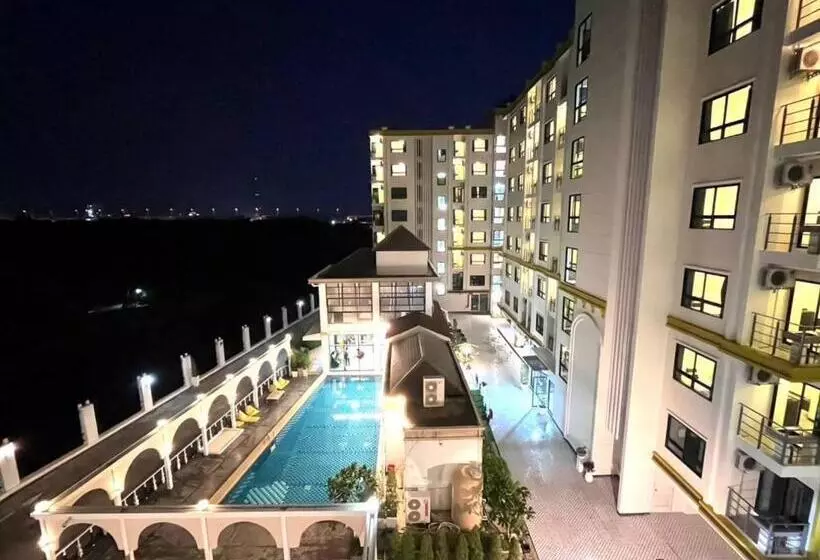 ホテル Dahla Avenue Suvarnabhumi