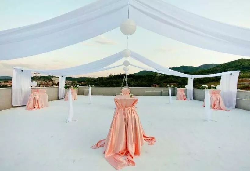 ホテル Kthella Resort