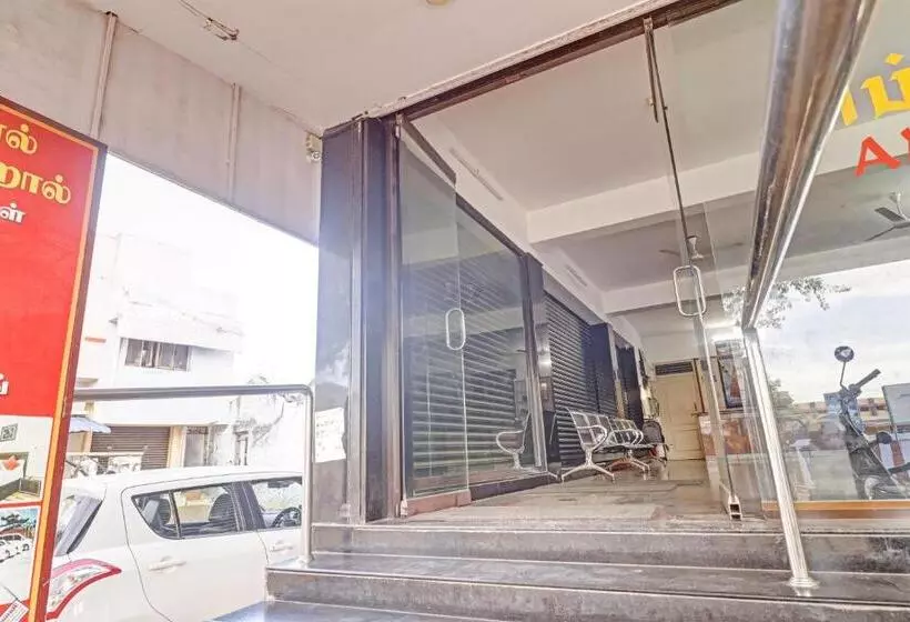 ホテル Oyo Flagship Amman Resort