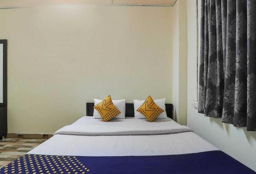 Oyo Flagship Hotel Honest