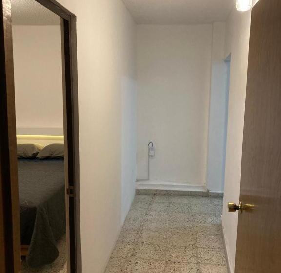 پانسیون Beds Friends Asis