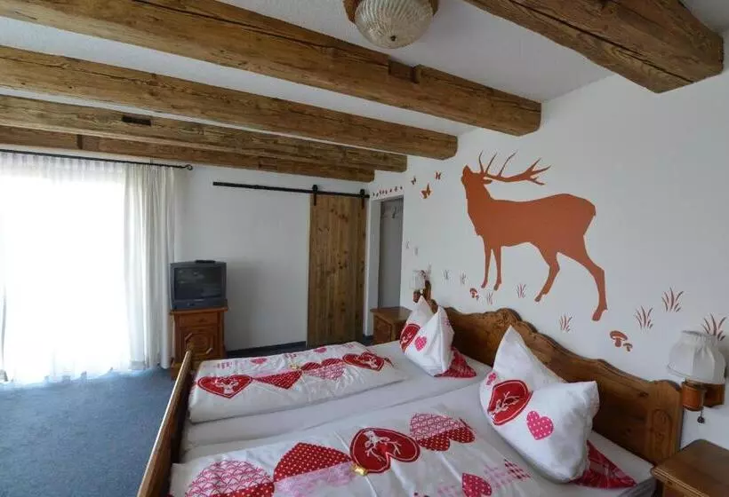 Retkeilymaja Landhaus Waldfrieden