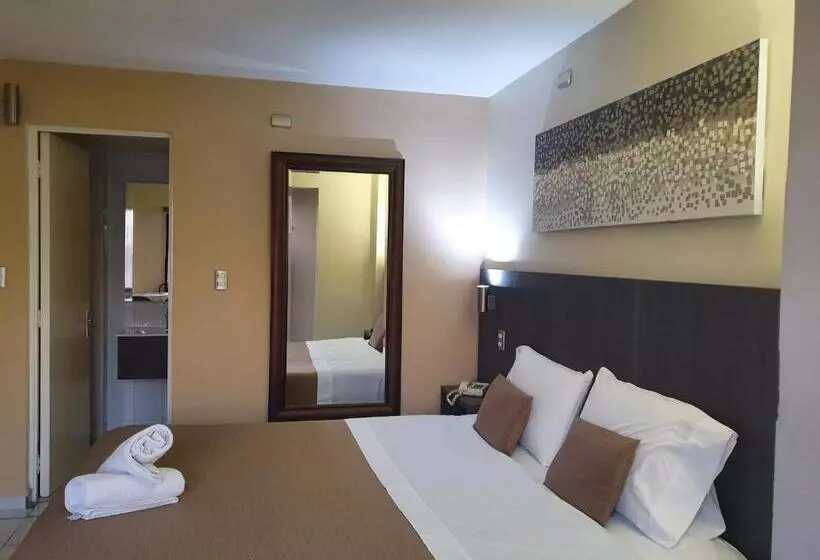 Red Hotel Centric Santiago