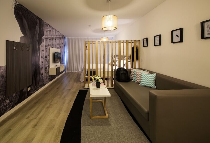 Flaat Recoleta Plaza