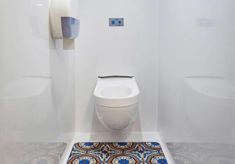 هتل F1 Saint Witz A1