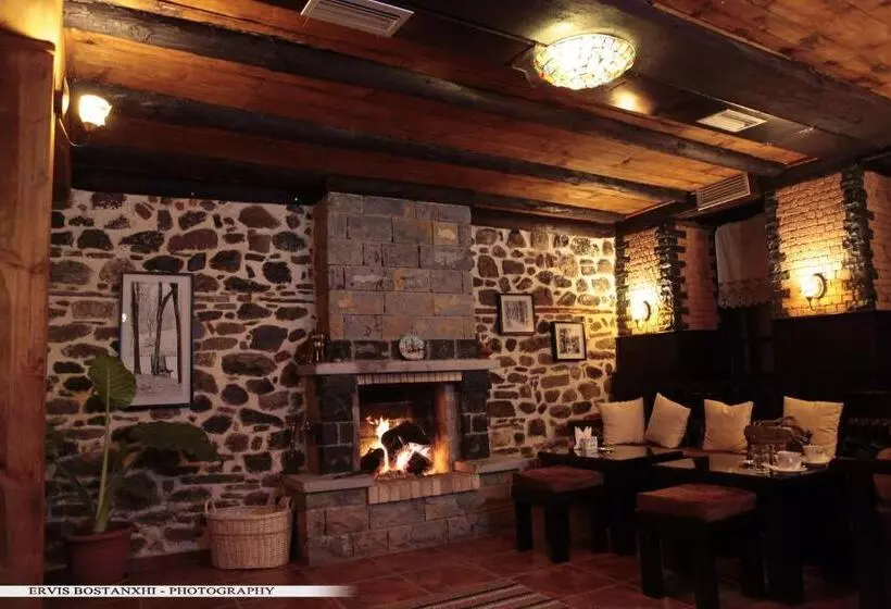 هتل Guest House Bujtina Leon
