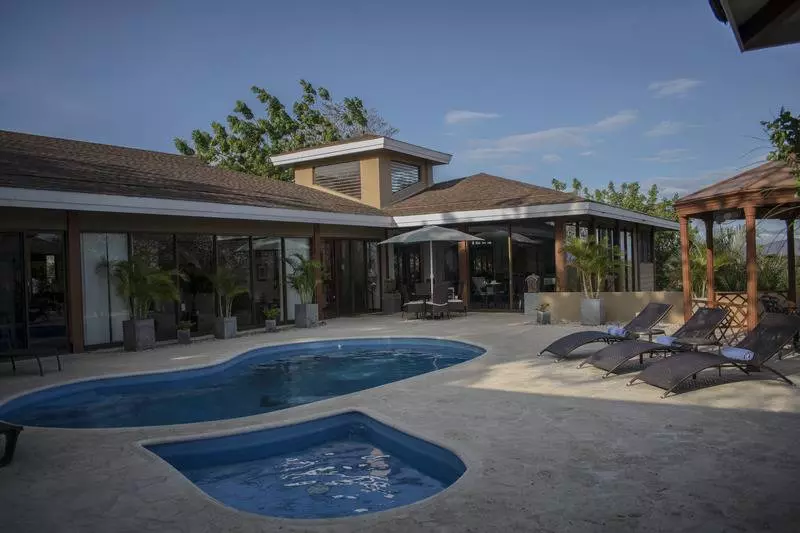 هتل Rancho Humo Estancia