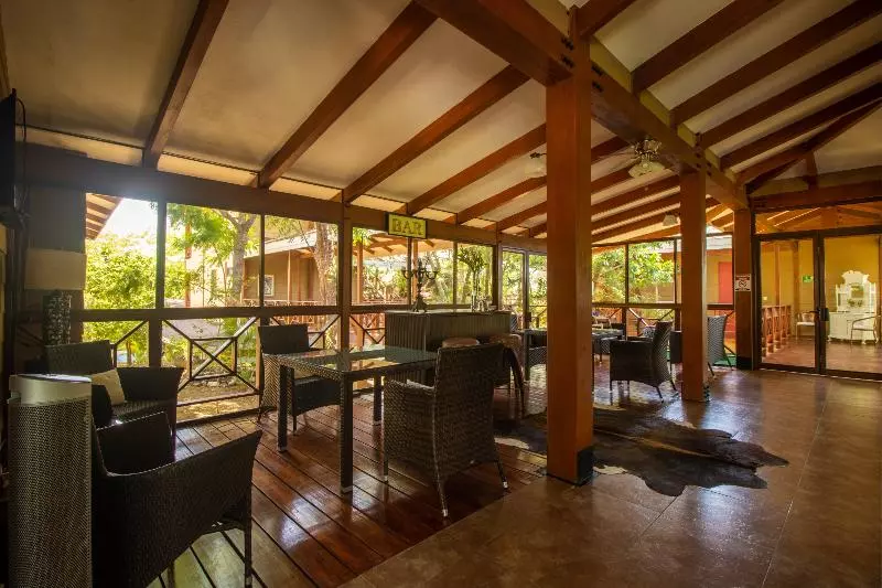 هتل Rancho Humo Estancia