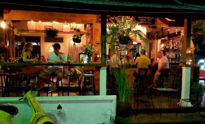 בית מלון כפרי Soi One Boutique Bedrooms