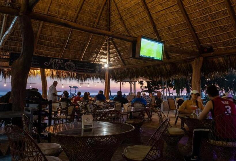 בית מלון כפרי & Villas Tangeri