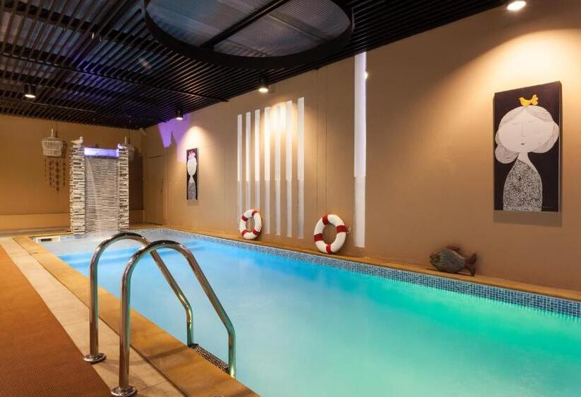 We Briza Hotel Chiangmai