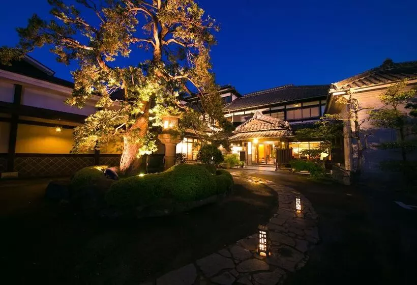Ryokan Wataya
