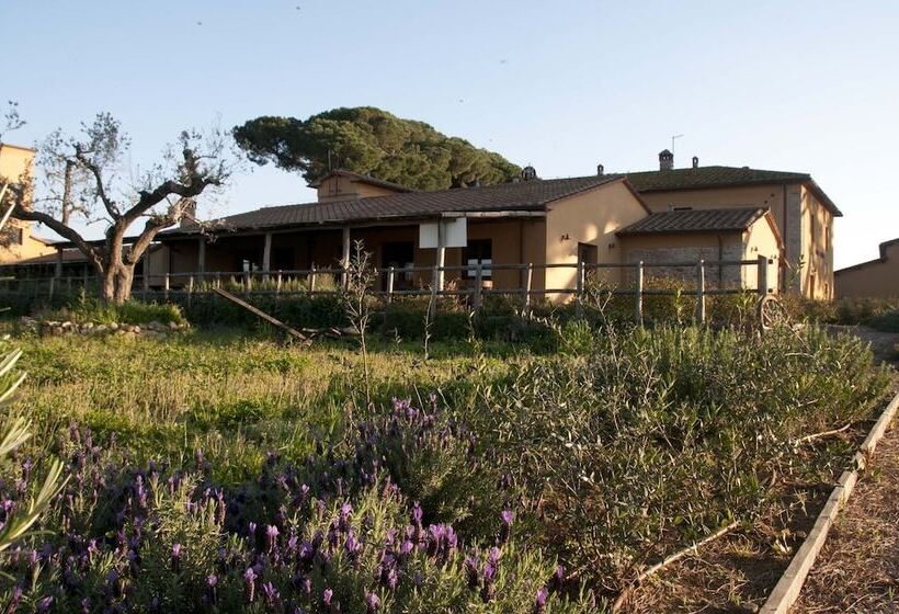 پانسیون Casone Ugolino