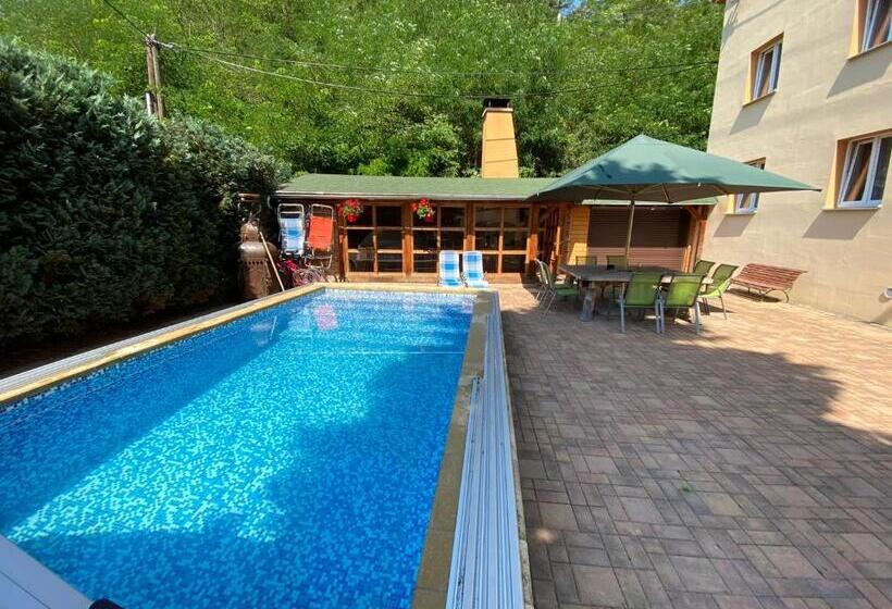 Panzió Penzion Kaskáda Solenice