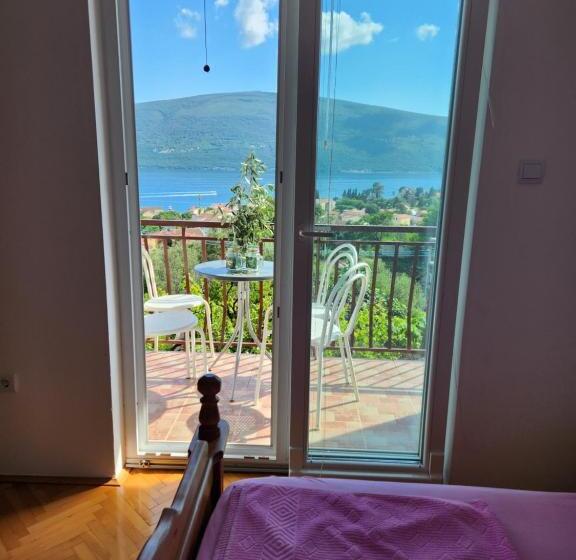 پانسیون Sunrise Apartments Baošići