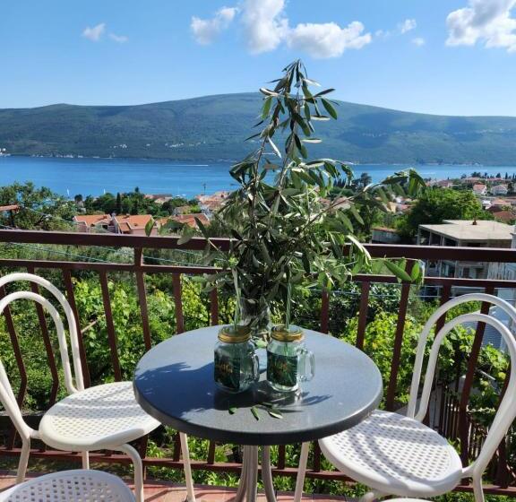 پانسیون Sunrise Apartments Baošići
