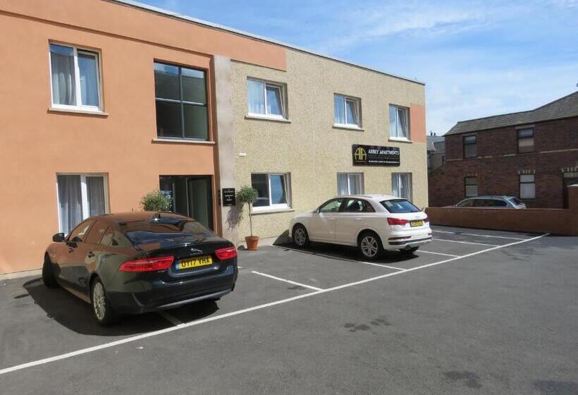 Abbey Apartments Modern Aparthotel For Tourists & Professionals