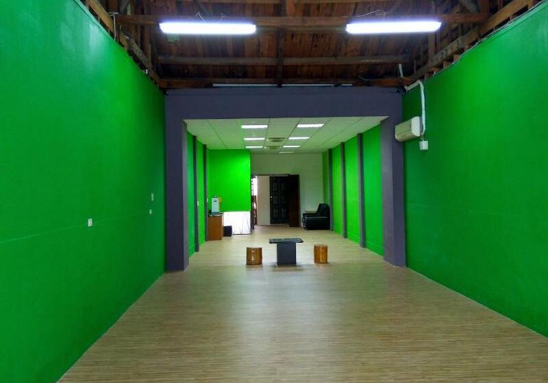 Df Park Space Hostel