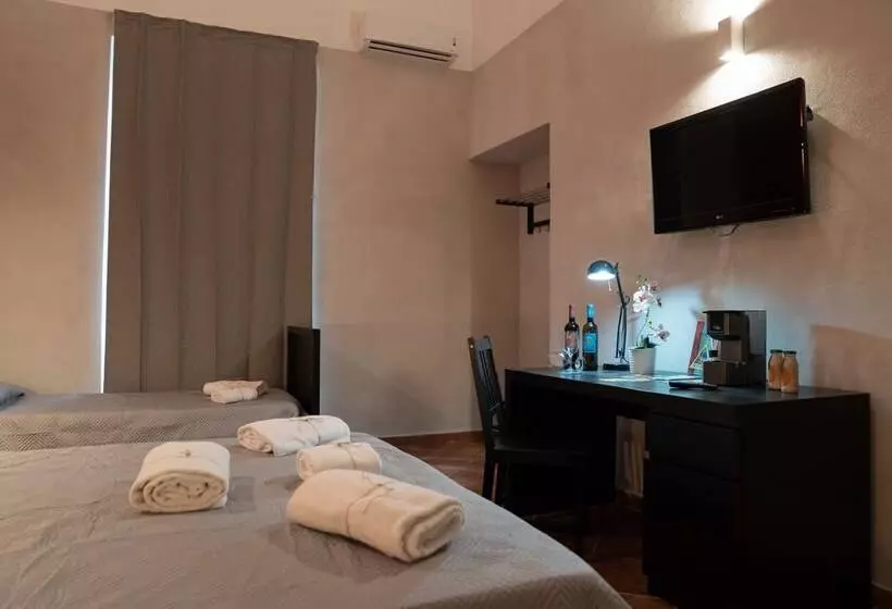 تختخواب و صبحانه Villa Pirandello