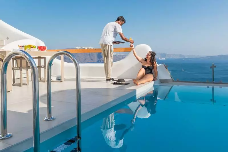 Elite Luxury Suites