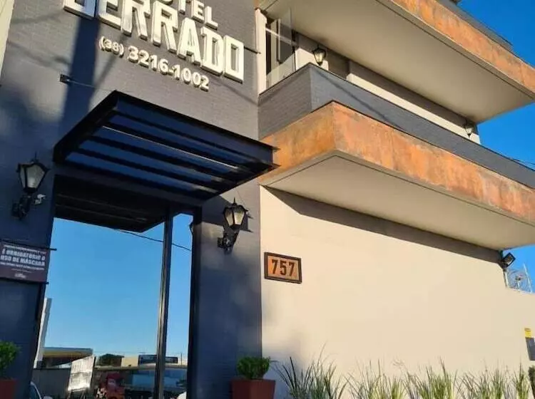 هتل Cerrado