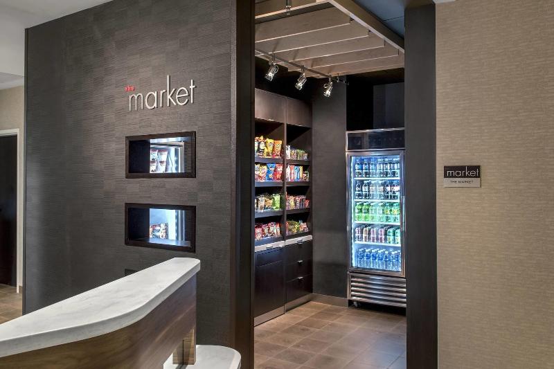 فندق Courtyard By Marriott Schenectady At Mohawk Harbor