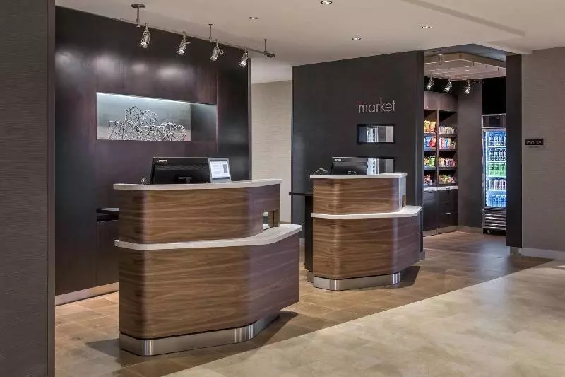 ホテル Courtyard By Marriott Schenectady At Mohawk Harbor