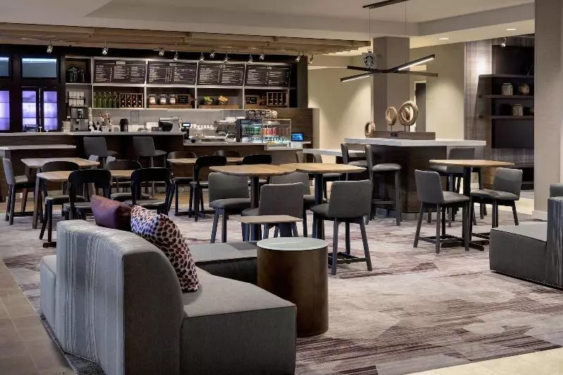ホテル Courtyard By Marriott Schenectady At Mohawk Harbor