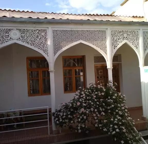 Hotel Emir