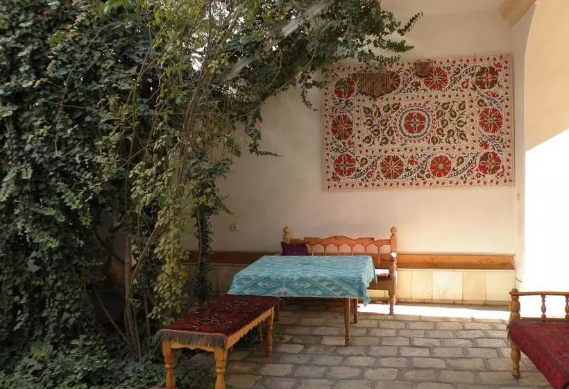 Hotel Emir