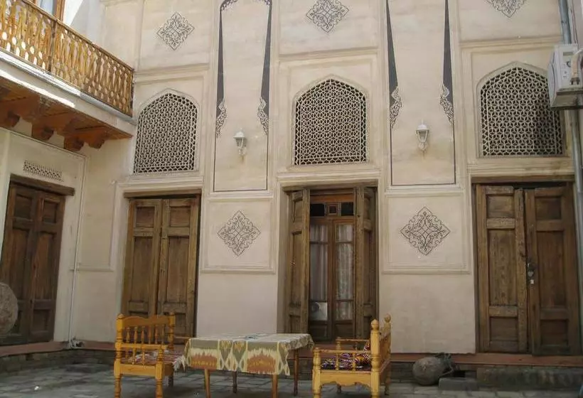 Hotel Emir