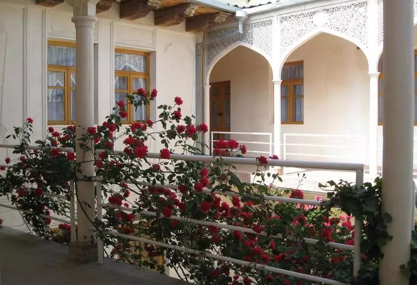 Hotel Emir