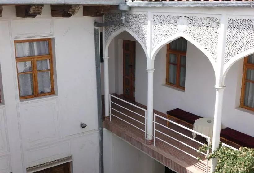 Hotel Emir