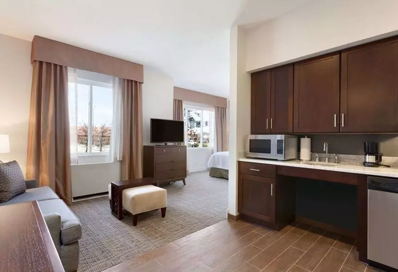 ホテル Homewood Suites By Hilton Burlington