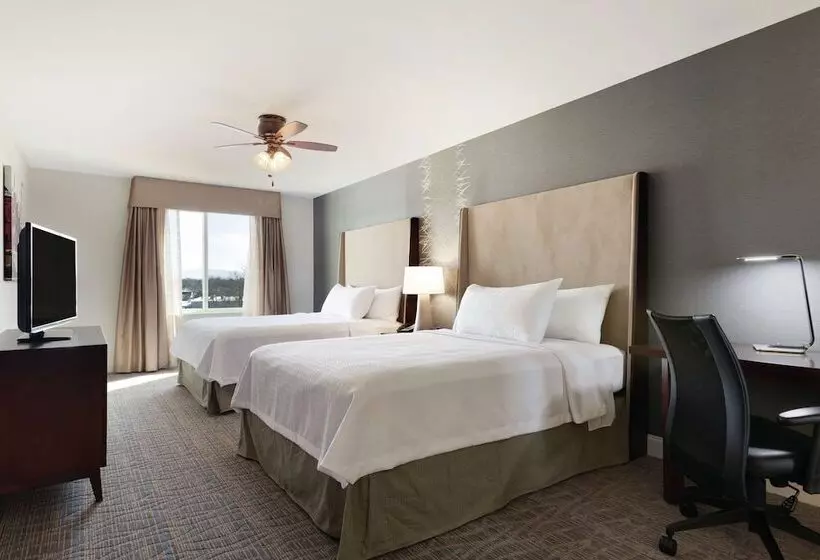 ホテル Homewood Suites By Hilton Burlington