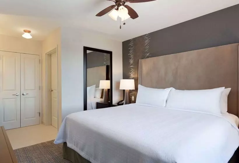 ホテル Homewood Suites By Hilton Burlington