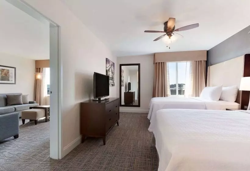 ホテル Homewood Suites By Hilton Burlington