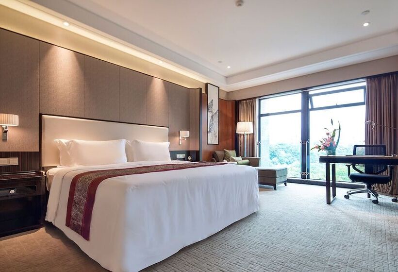 Howard Johnson Jinyi Hotel Chongqing