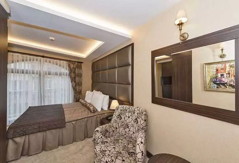 Hotel Romeo