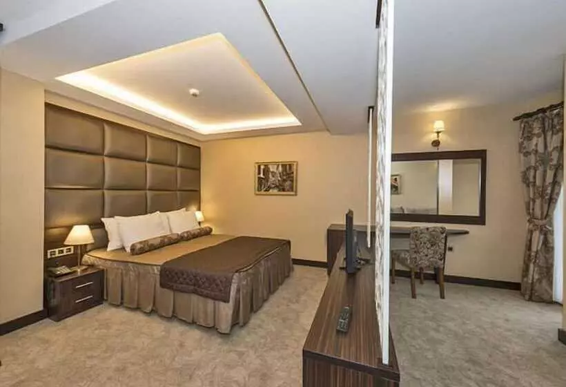 Hotel Romeo