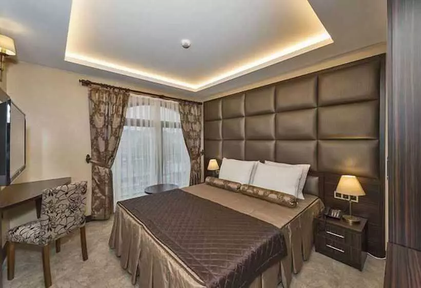 Hotel Romeo
