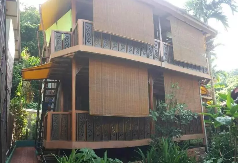 Hotelli T Star Cottage