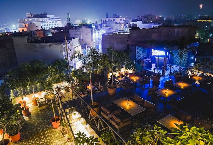 Dodas Palace By Asapian Hotels