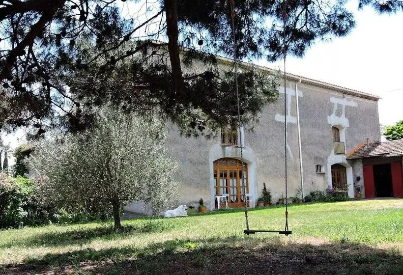 Hotelli Domaine Saintlouis