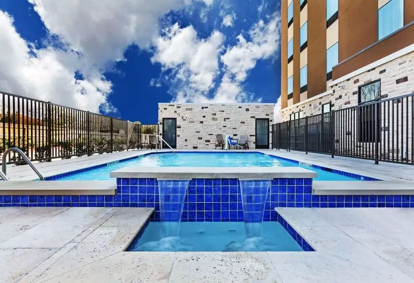 Hotelli Hampton Inn & Suites Houston/atascocita